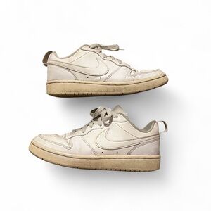 Nike Court Borough Low Trainers